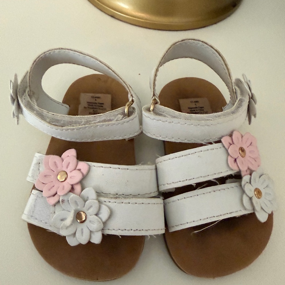 White Floral Accent Baby Sandals